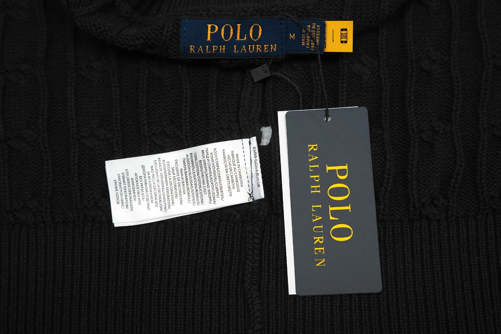 🅿️176 "Top quality" Style number: DS021# (not off the shelves all year round) [Ralph Lauren round neck cardigan solid color pony embroidered logo knitted short sleeves] ✅Ralph Lauren classic basic versatile all-season cardigan knitted short sleeves ✅Main supplier platform live broadcast Wholesale entities Replenish when out of stock Not off the shelves ✅ZP quality 1:1 version Scan the code to enter the GF website Counter quality ✅Details and quality are the only one in Guangzhou. Imported quality cotton yarn, focusing on high-end, cost-effective. Needless to say good quality. ✅The version is restored to the original order. The maximum size can be worn up to 160 pounds. Loose, comfortable and stress-free.